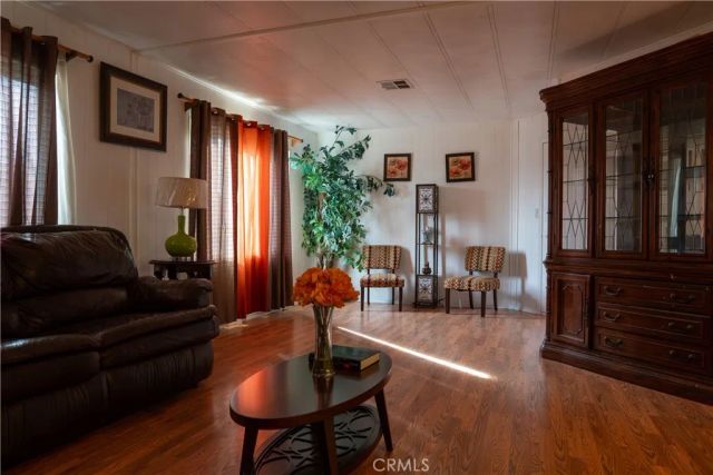 250 N Linden 248, Rialto, CA 92376