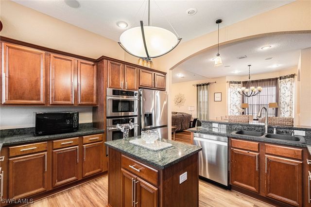 1316 Apollo Beach BLVD S, Apollo Beach, FL 33572