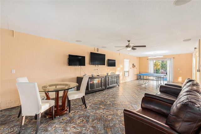 1316 Apollo Beach BLVD S, Apollo Beach, FL 33572