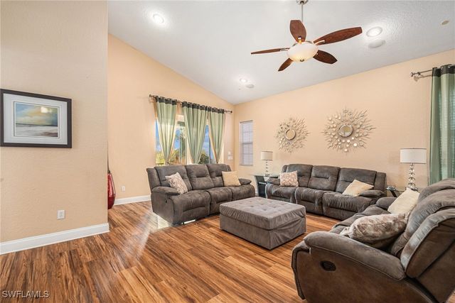 1316 Apollo Beach BLVD S, Apollo Beach, FL 33572