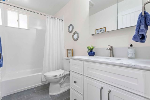 51 Surf View Drive, Bay Point, CA 94565