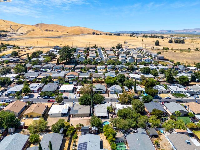 51 Surf View Drive, Bay Point, CA 94565