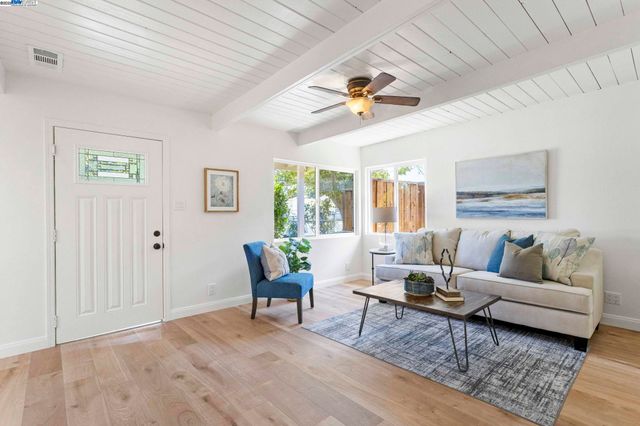 51 Surf View Drive, Bay Point, CA 94565