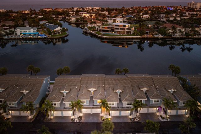 900 Jeffery Street, Boca Raton, FL 33487