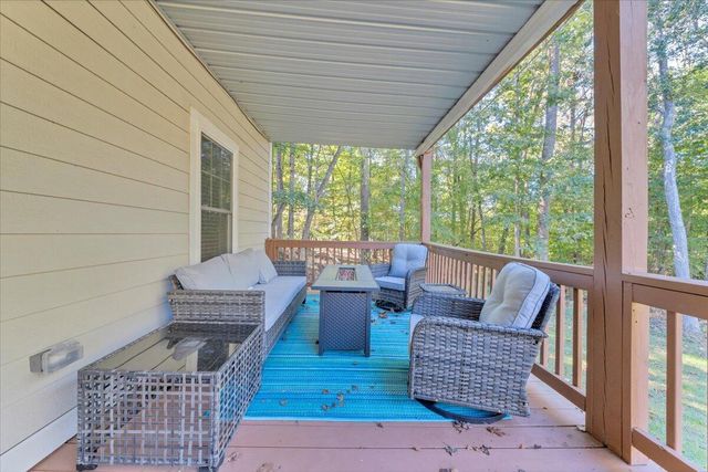 132 Pointe O Woods DR, Huddleston, VA 24104