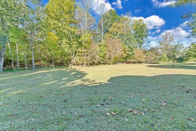 132 Pointe O Woods DR, Huddleston, VA 24104