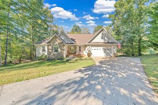 132 Pointe O Woods DR, Huddleston, VA 24104