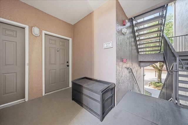 6141 METROWEST BOULEVARD 207, Orlando, FL 32835