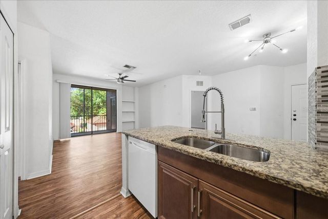 6141 METROWEST BOULEVARD 207, Orlando, FL 32835