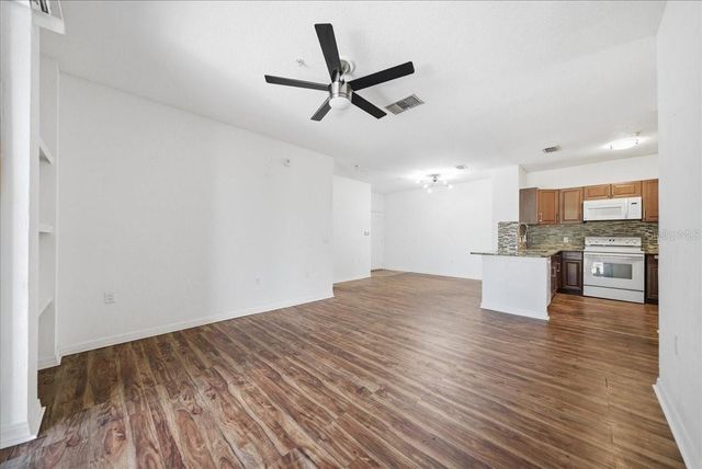 6141 METROWEST BOULEVARD 207, Orlando, FL 32835