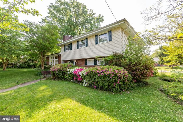 1424 BRENT ST, Fredericksburg, VA 22401