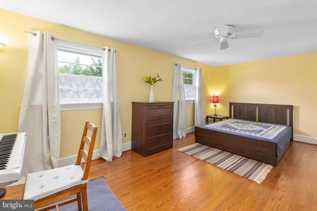 1424 BRENT ST, Fredericksburg, VA 22401