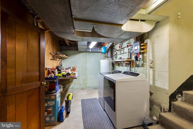 1424 BRENT ST, Fredericksburg, VA 22401