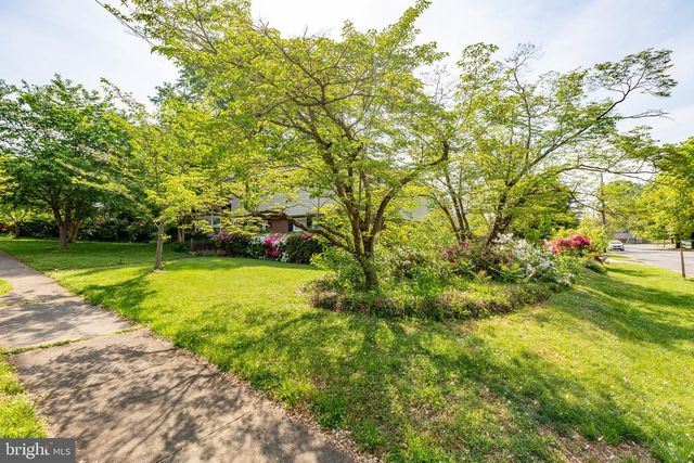 1424 BRENT ST, Fredericksburg, VA 22401