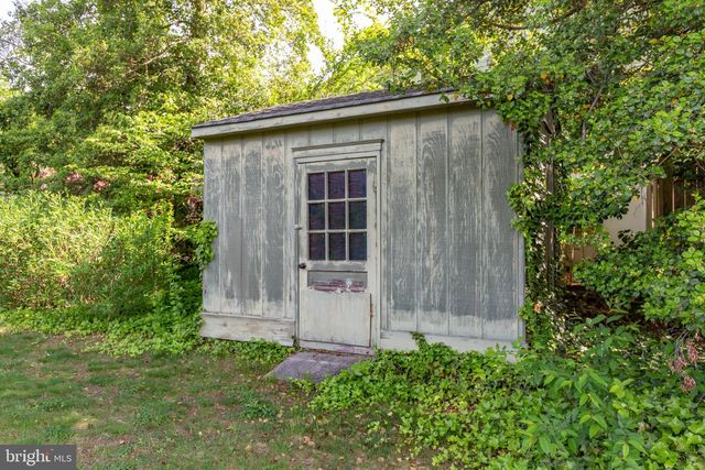 1424 BRENT ST, Fredericksburg, VA 22401