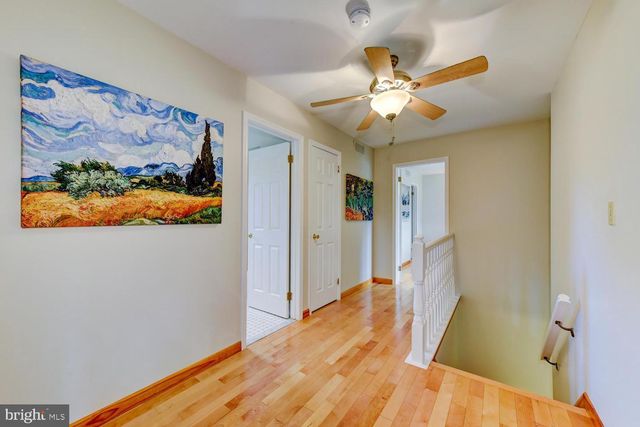 9 ROWANBERRY CT, Princeton Junction, NJ 08550