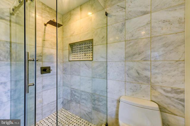 9 ROWANBERRY CT, Princeton Junction, NJ 08550