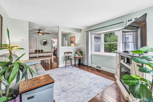 237 Freeman Avenue, Stratford, CT 06614