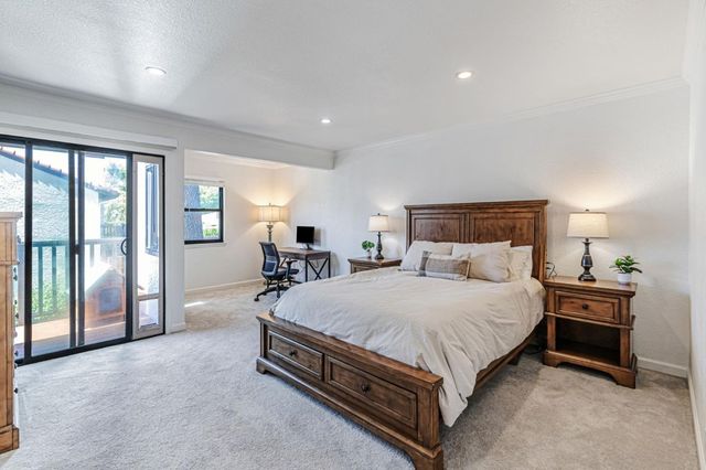 775 Williamsburg Way Apt B, Gilroy, CA 95020