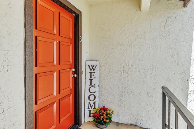 775 Williamsburg Way Apt B, Gilroy, CA 95020