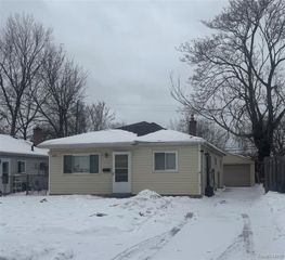 6475 N Highland Street, Dearborn Heights, MI 48127