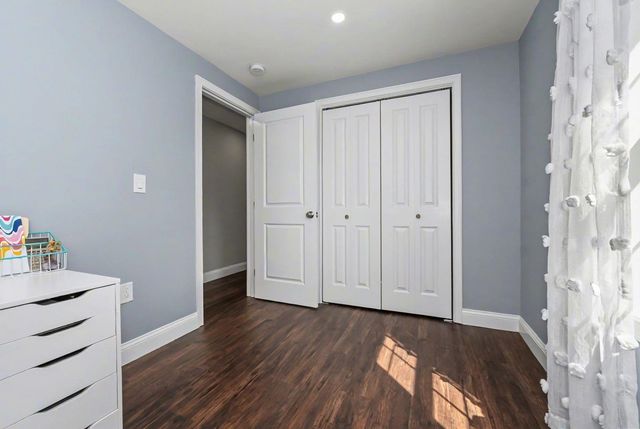 18 Brent Court, Manchester, NH 03103