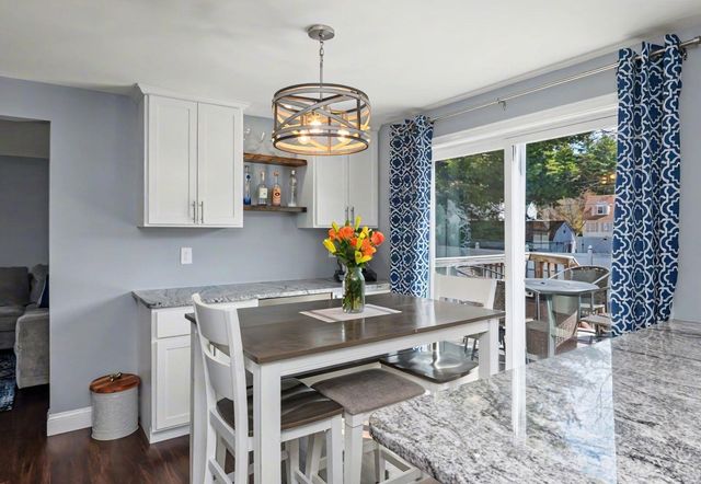 18 Brent Court, Manchester, NH 03103