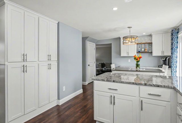 18 Brent Court, Manchester, NH 03103