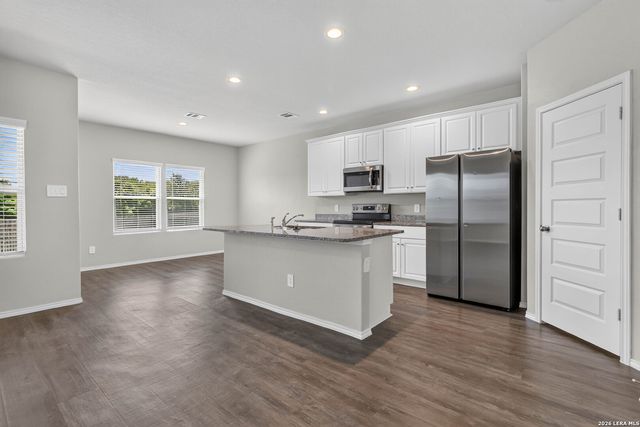 1144 Thea Cove, New Braunfels, TX 78130