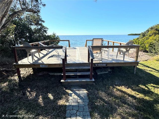303 TARPON POINT, Tarpon Springs, FL 34689
