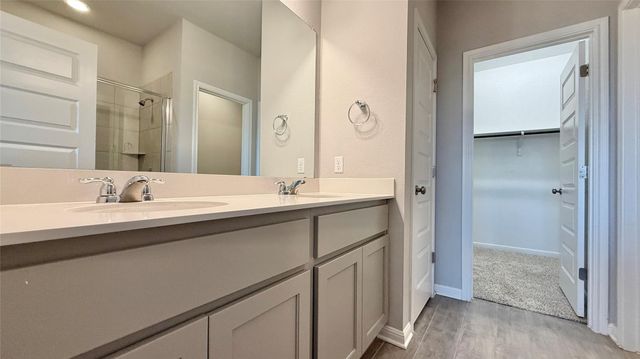 12411 Zenyatta DR, Buda, TX 78610