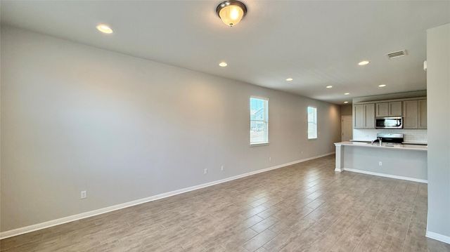 12411 Zenyatta DR, Buda, TX 78610