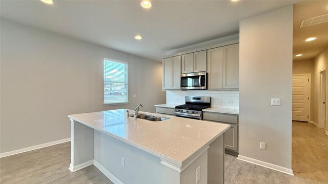 12411 Zenyatta DR, Buda, TX 78610