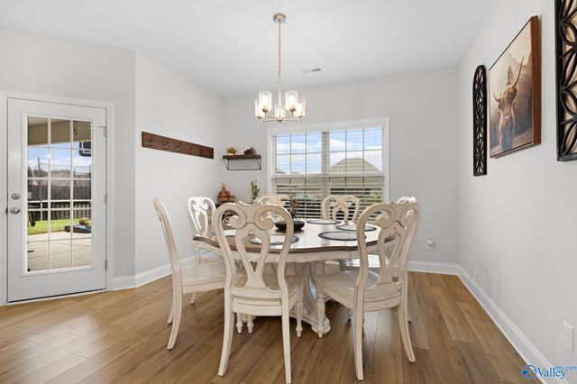 3015 Henry Road SE, Decatur, AL 35603