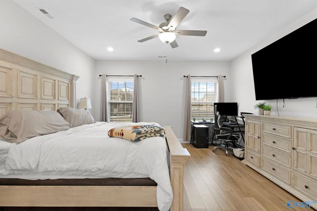 3015 Henry Road SE, Decatur, AL 35603