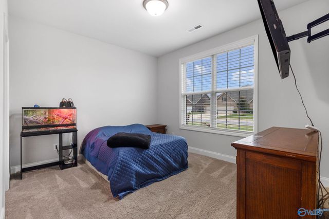 3015 Henry Road SE, Decatur, AL 35603