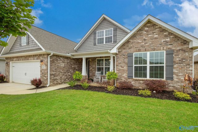 3015 Henry Road SE, Decatur, AL 35603