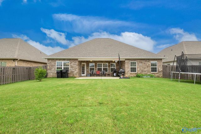 3015 Henry Road SE, Decatur, AL 35603