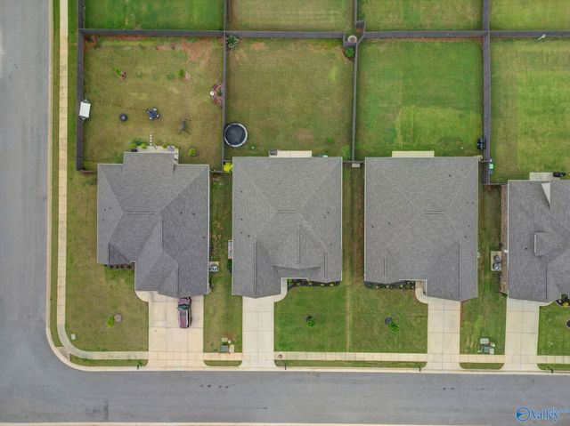 3015 Henry Road SE, Decatur, AL 35603