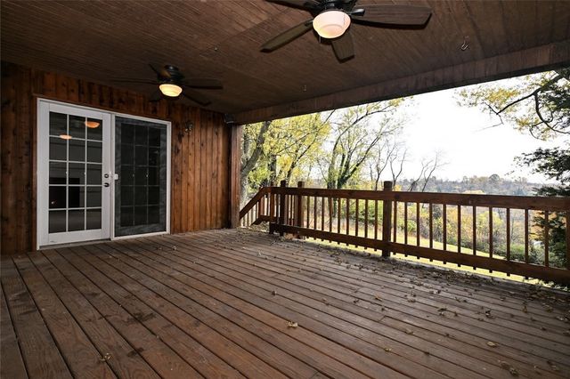 393 Collins Dr, Penn Hills, PA 15235