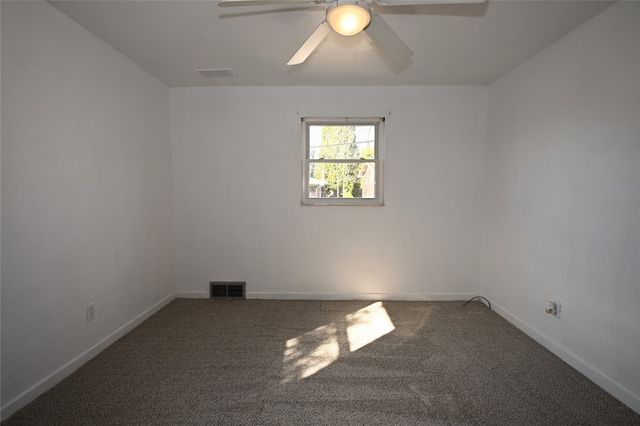 393 Collins Dr, Penn Hills, PA 15235