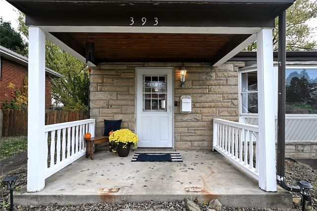 393 Collins Dr, Penn Hills, PA 15235