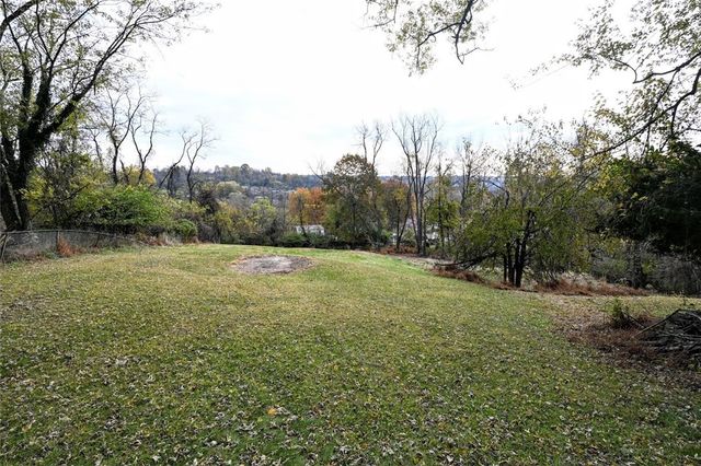 393 Collins Dr, Penn Hills, PA 15235