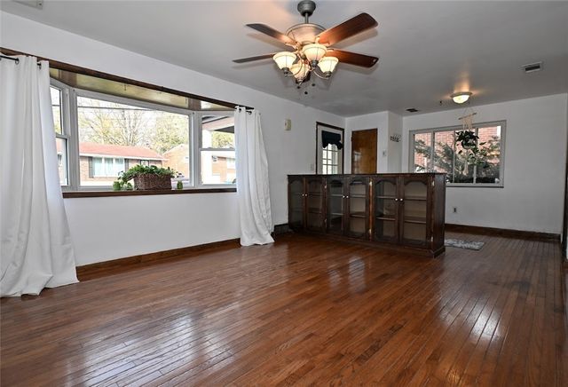 393 Collins Dr, Penn Hills, PA 15235