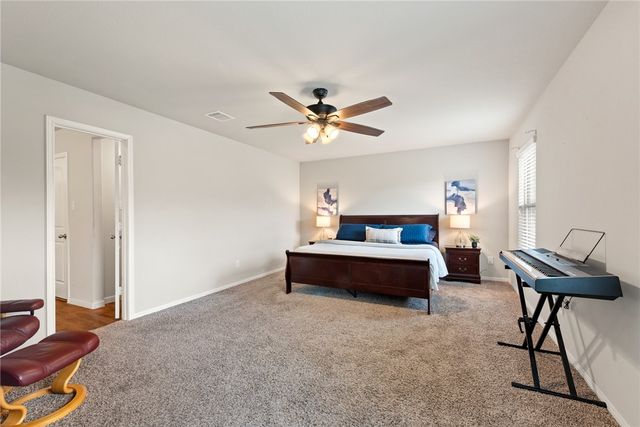 2018 Eagle View Drive, Navasota, TX 77868