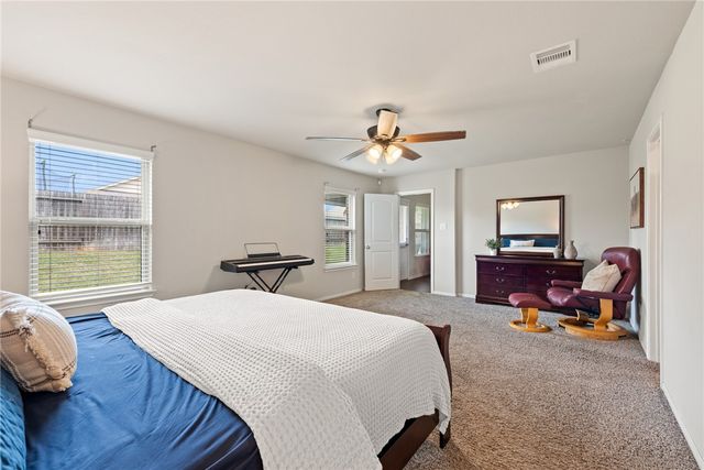 2018 Eagle View Drive, Navasota, TX 77868