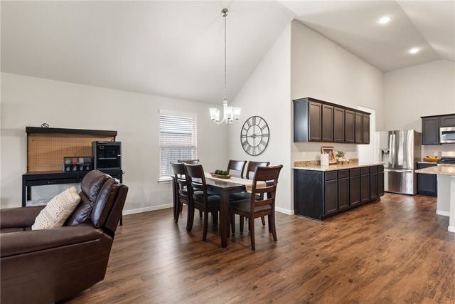 2018 Eagle View Drive, Navasota, TX 77868