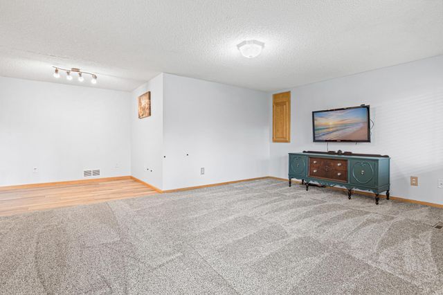 3361 119th Avenue NE, Blaine, MN 55449