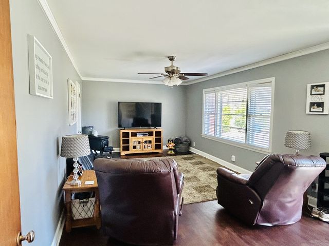 1113 Bond St, Manchester, TN 37355