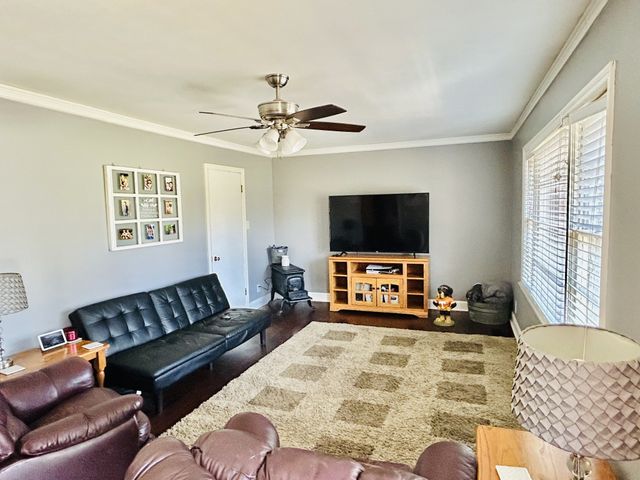 1113 Bond St, Manchester, TN 37355